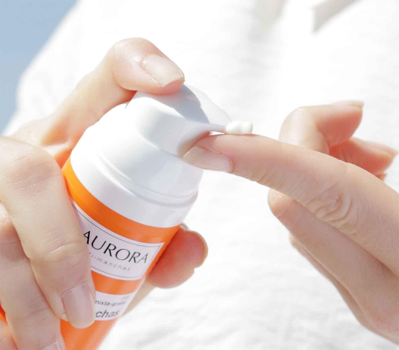 Anti-Dark Spot Sunscreen SPF50+ Combination-Oily Skin